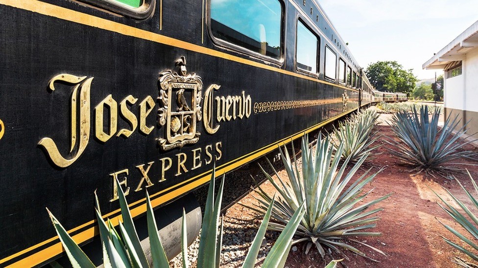 Mexico Has All-You-Can-Drink Tequila Train: The Jose Cuervo Express