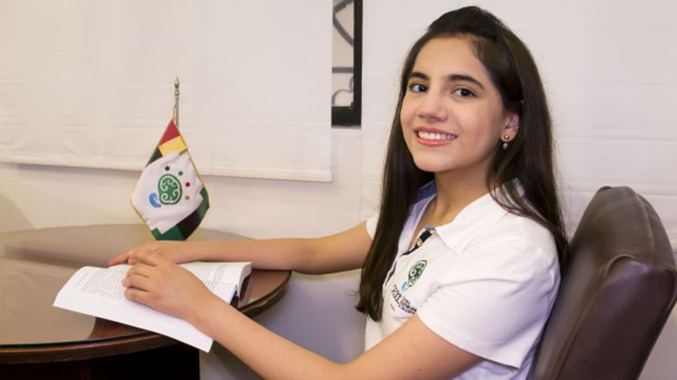 Mexicana Dafne Almazán Youngest Person Admitted To Harvard Master's Program