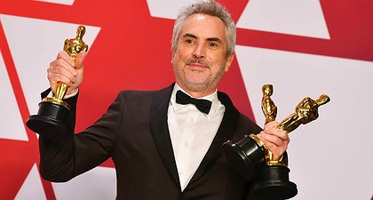 Alfonso Cuarón Makes History w/Oscars For Best Director And Best Cinematography