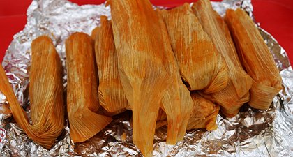 Apparently White People Have Been Eating Tamales With The Husk On This Whole Time