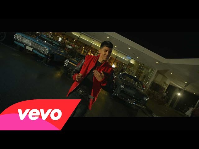 Old school romance meets new school Luis Coronel 